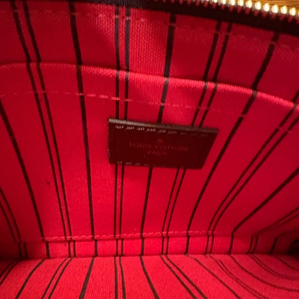 Louis Vuitton  Wristlet Clutch - Picture 3 of 8